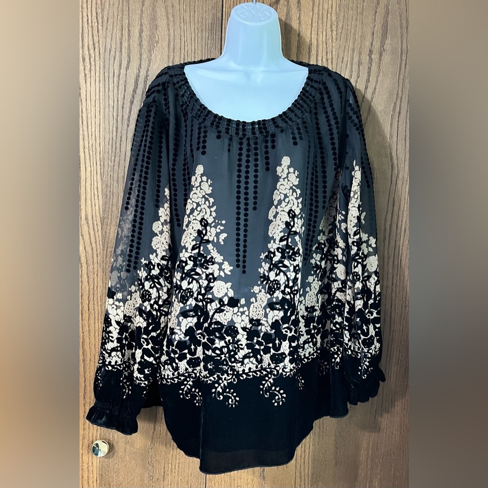 Nurture women’s XL blouse